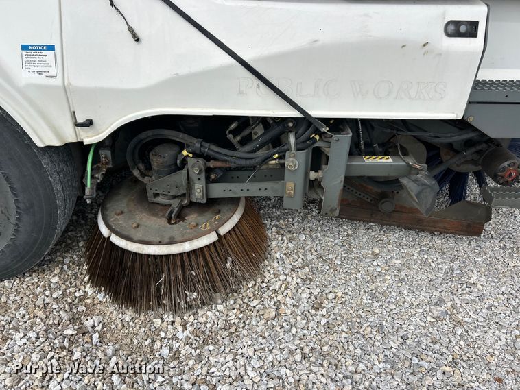 image for item FC5297 Elgin Pelican NP street sweeper