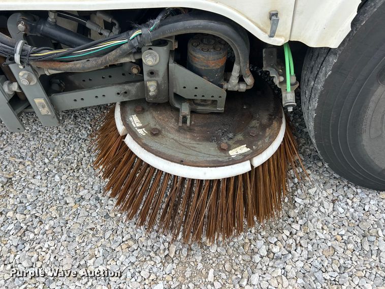 image for item FC5297 Elgin Pelican NP street sweeper