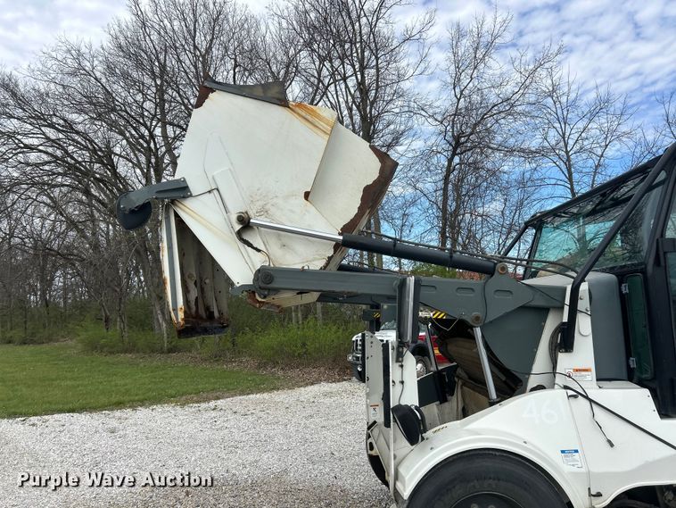 image for item FC5297 Elgin Pelican NP street sweeper