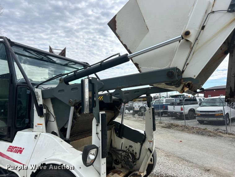 image for item FC5297 Elgin Pelican NP street sweeper