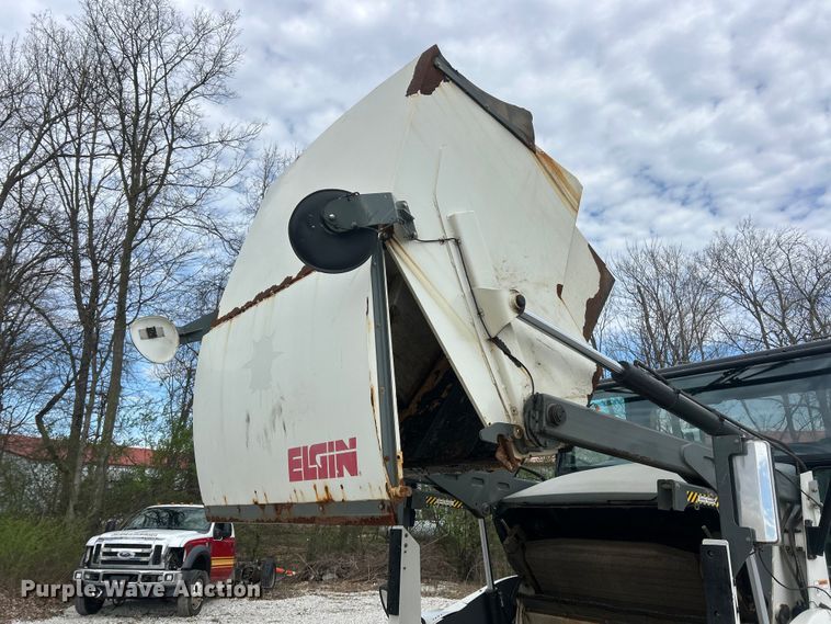 image for item FC5297 Elgin Pelican NP street sweeper