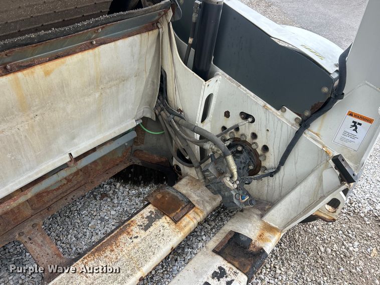 image for item FC5297 Elgin Pelican NP street sweeper