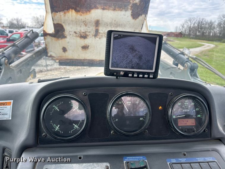 image for item FC5297 Elgin Pelican NP street sweeper