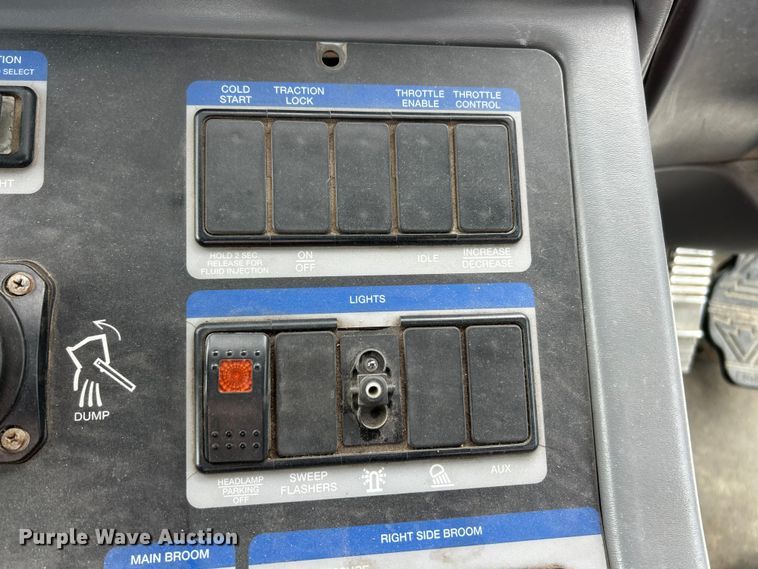 image for item FC5297 Elgin Pelican NP street sweeper