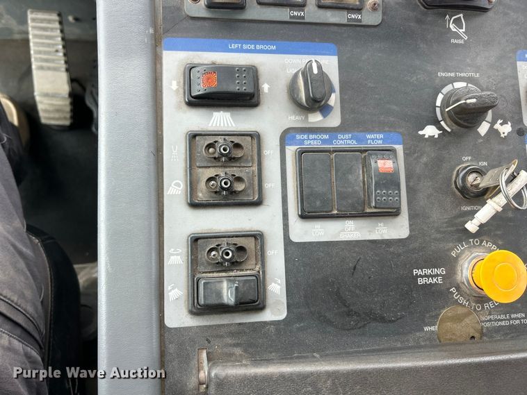 image for item FC5297 Elgin Pelican NP street sweeper