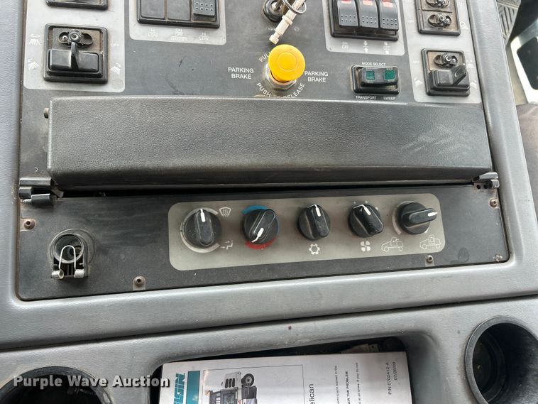 image for item FC5297 Elgin Pelican NP street sweeper