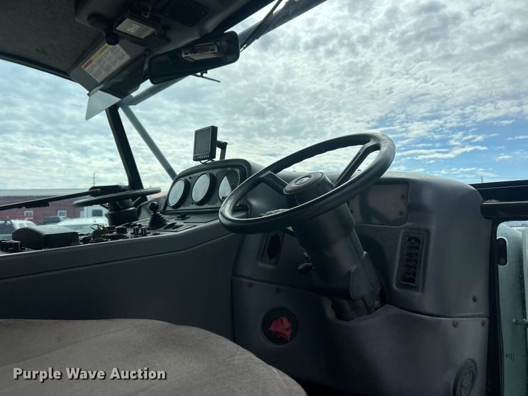 image for item FC5297 Elgin Pelican NP street sweeper