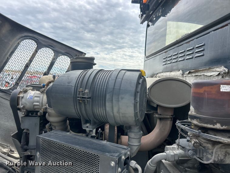 image for item FC5297 Elgin Pelican NP street sweeper