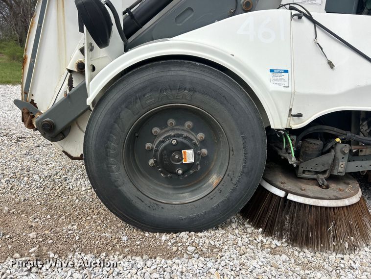 image for item FC5297 Elgin Pelican NP street sweeper