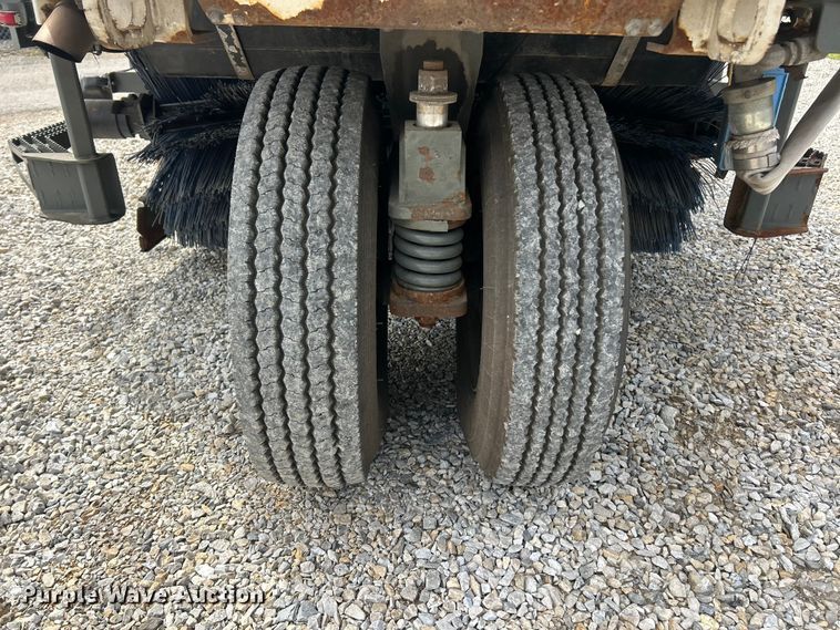 image for item FC5297 Elgin Pelican NP street sweeper