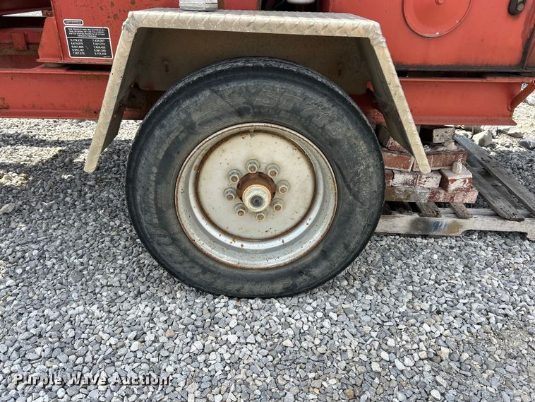 image for item FC5307 Mobark Beever M15RX wood chipper