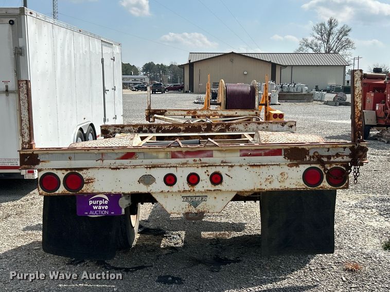 image for item FC5308 2003 Butler BPHD-1000-A pole trailer