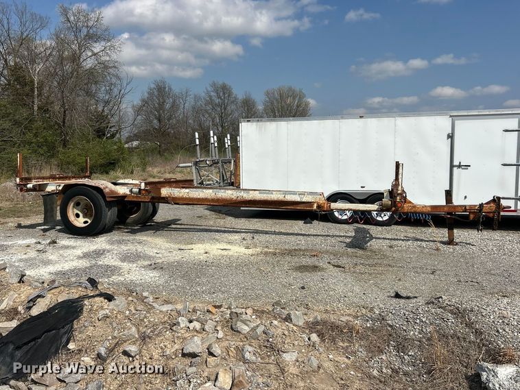 image for item FC5308 2003 Butler BPHD-1000-A pole trailer