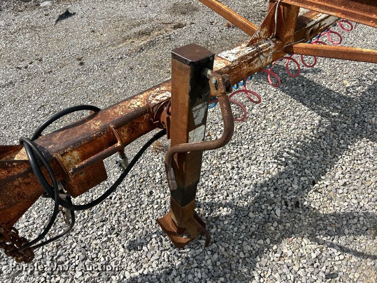 image for item FC5308 2003 Butler BPHD-1000-A pole trailer