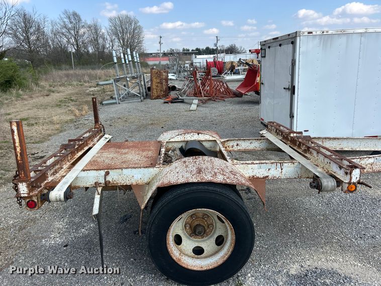 image for item FC5308 2003 Butler BPHD-1000-A pole trailer