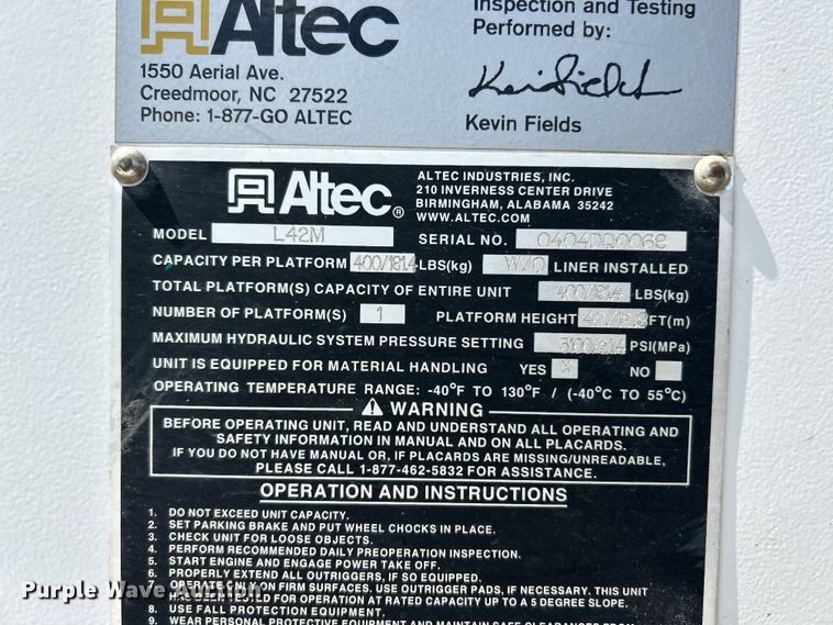 image for item FC5309 2005 International 4300 bucket truck