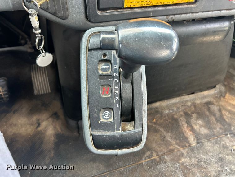 image for item FC5309 2005 International 4300 bucket truck