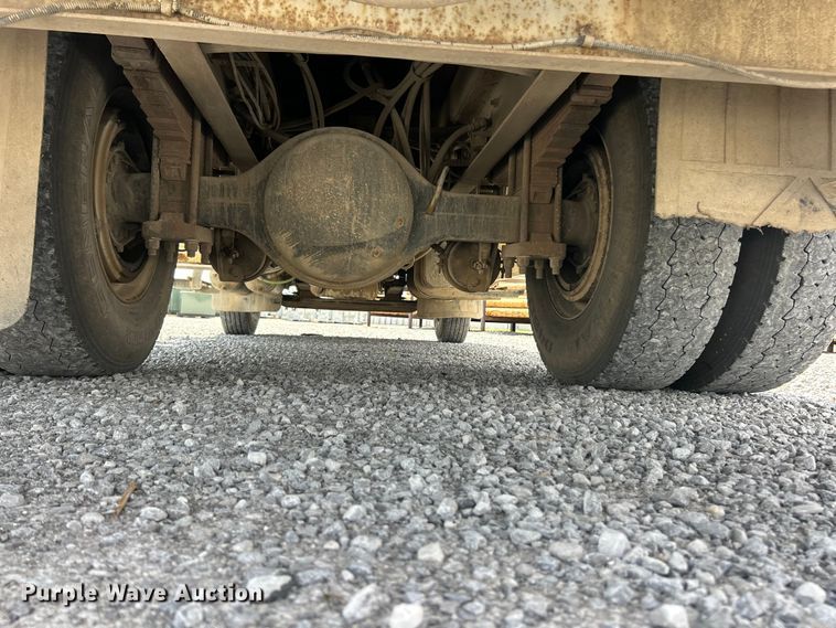 image for item FC5309 2005 International 4300 bucket truck