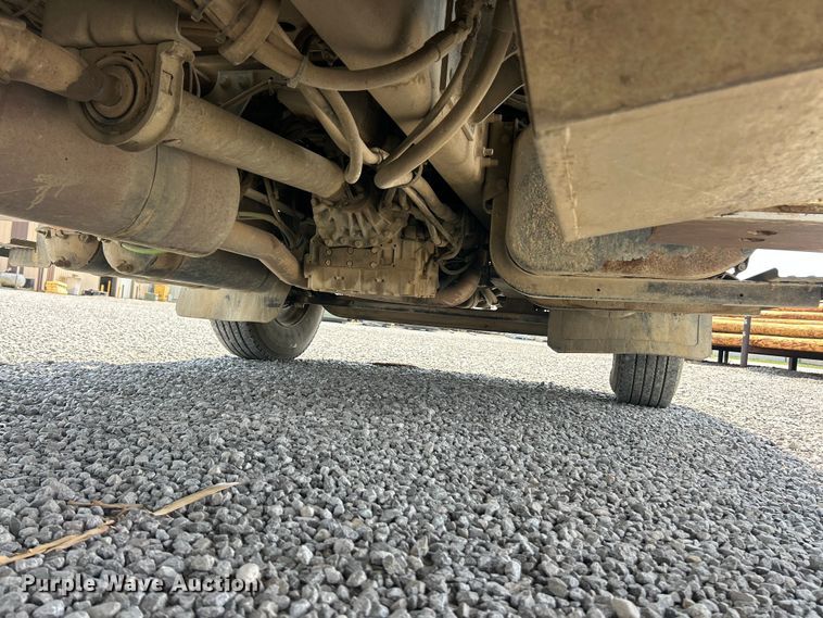 image for item FC5309 2005 International 4300 bucket truck