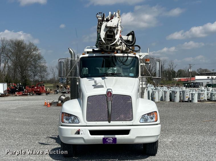 image for item FC5310 2016 Kenworth T370 digger derrick truck