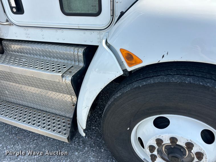 image for item FC5310 2016 Kenworth T370 digger derrick truck