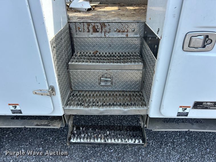 image for item FC5310 2016 Kenworth T370 digger derrick truck