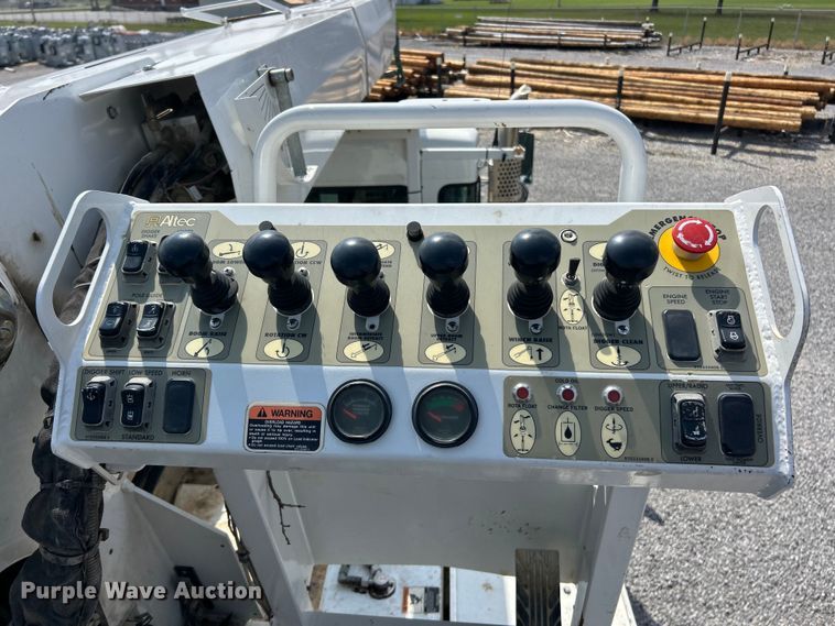 image for item FC5310 2016 Kenworth T370 digger derrick truck