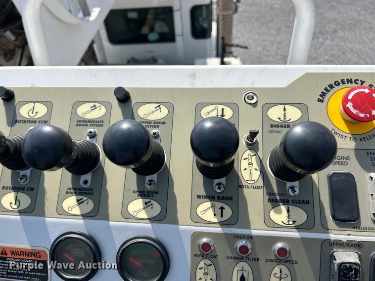 image for item FC5310 2016 Kenworth T370 digger derrick truck