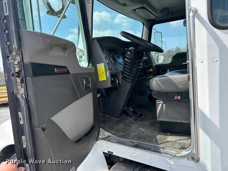 image for item FC5310 2016 Kenworth T370 digger derrick truck