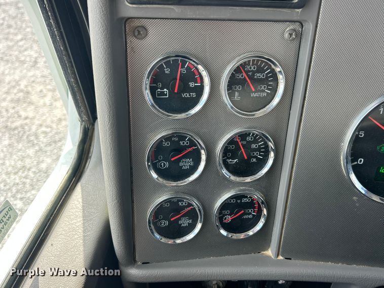 image for item FC5310 2016 Kenworth T370 digger derrick truck