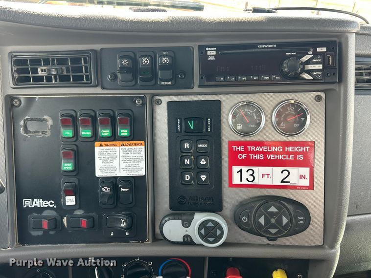 image for item FC5310 2016 Kenworth T370 digger derrick truck