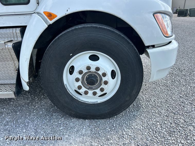 image for item FC5310 2016 Kenworth T370 digger derrick truck