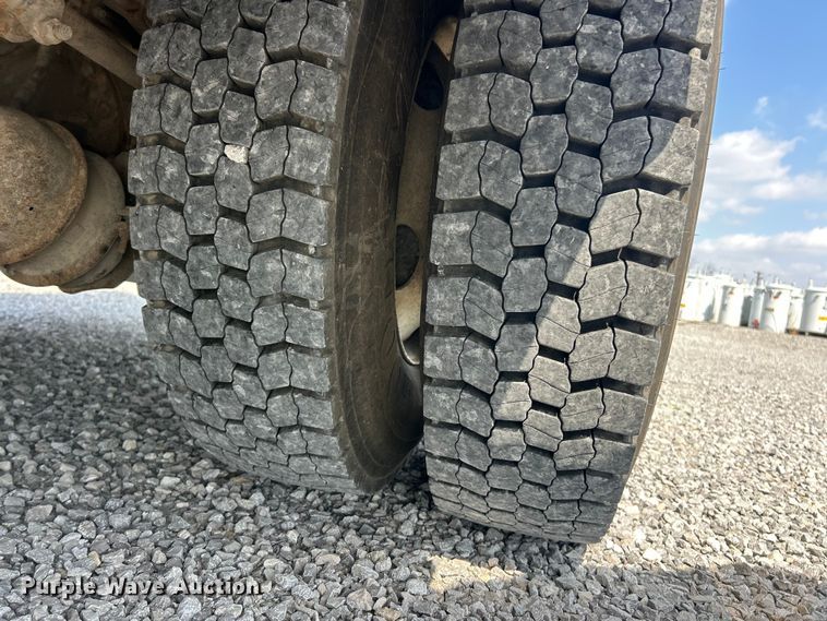 image for item FC5310 2016 Kenworth T370 digger derrick truck