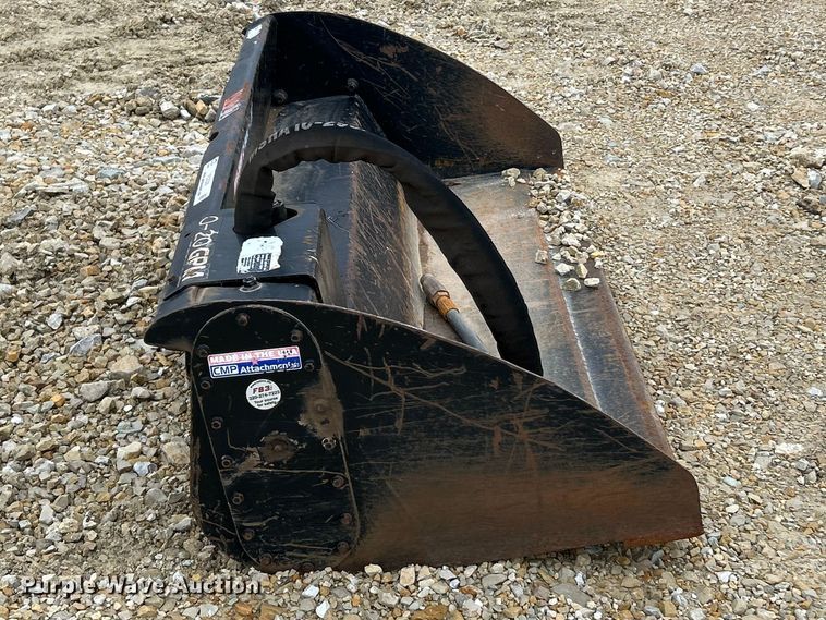 image for item FC5320 CMP Hydra Bucket 4-in-1 skid steer bucket