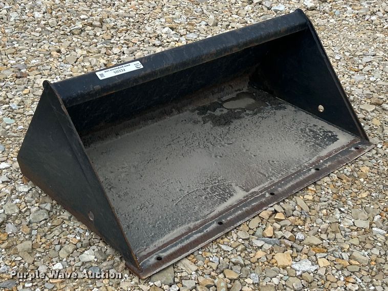 image for item FC5325 2016 Paladin skid steer bucket