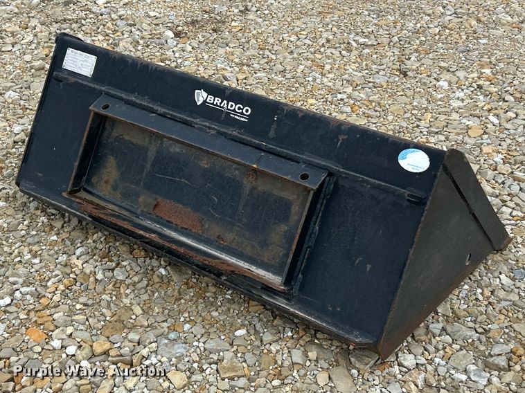 image for item FC5325 2016 Paladin skid steer bucket