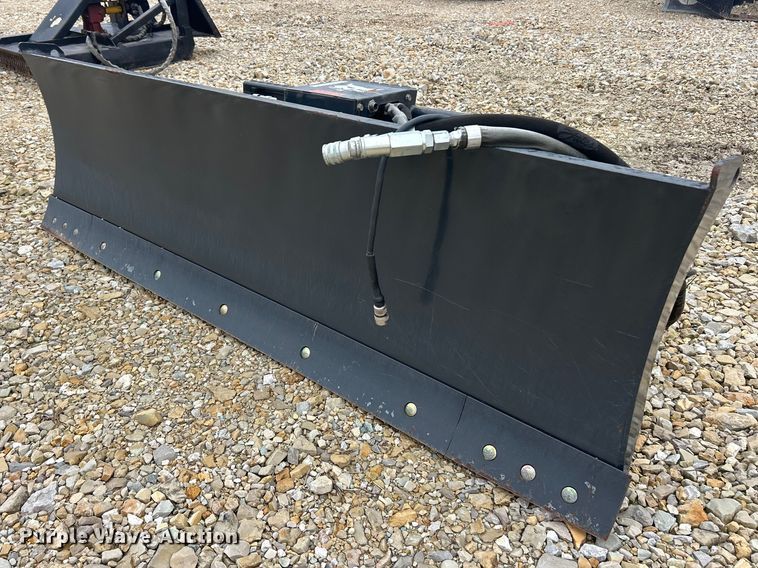 image for item FC5329 Bobcat 80 Dozer skid steer dozer blade