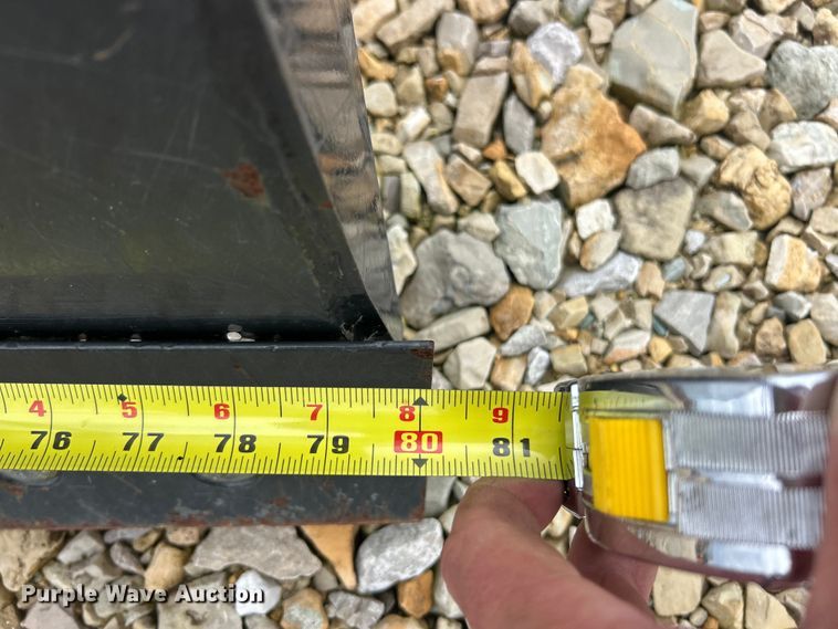 image for item FC5329 Bobcat 80 Dozer skid steer dozer blade