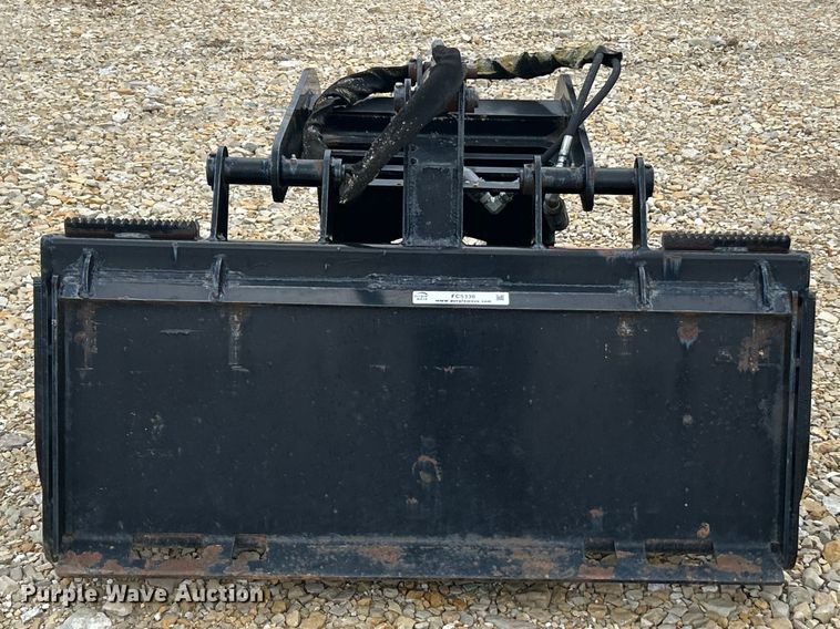 image for item FC5330 Prime Attachments skid steer root grapple bucket