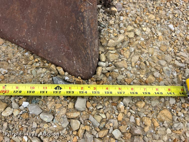 image for item FC5337 Komatsu 68 dozer blade