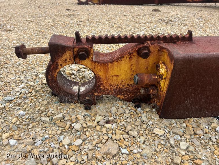 image for item FC5337 Komatsu 68 dozer blade