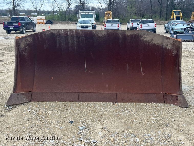 image for item FC5338 Case 1850 dozer blade
