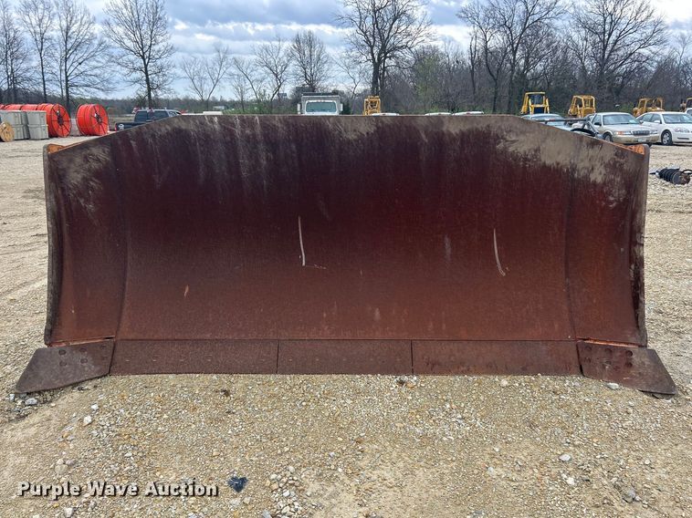 image for item FC5338 Case 1850 dozer blade