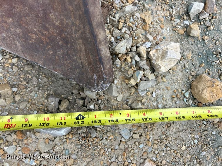 image for item FC5338 Case 1850 dozer blade