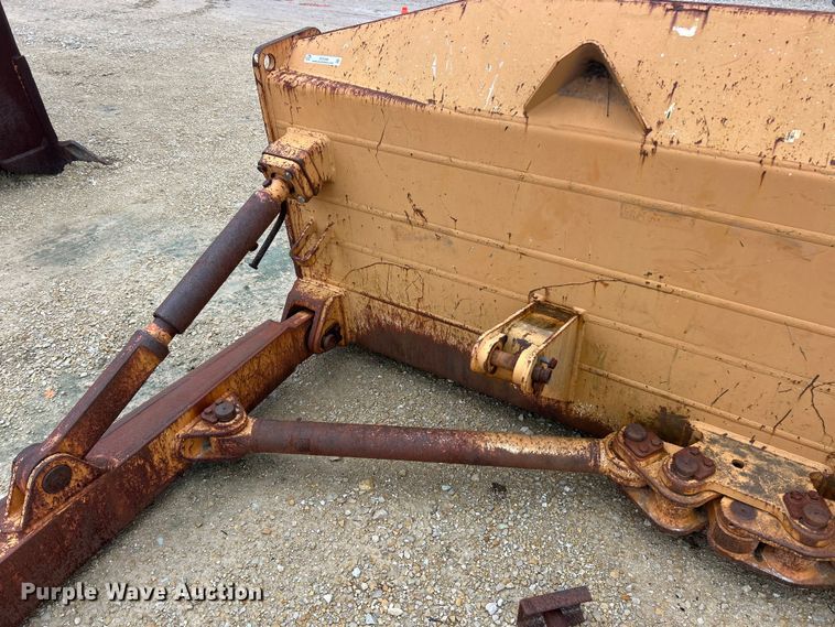 image for item FC5338 Case 1850 dozer blade