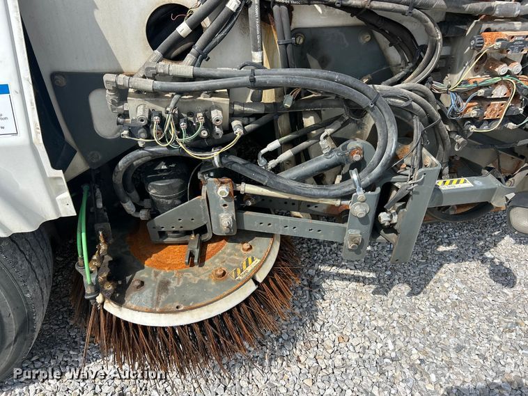 image for item FC5351 2011 Elgin Pelican NP street sweeper