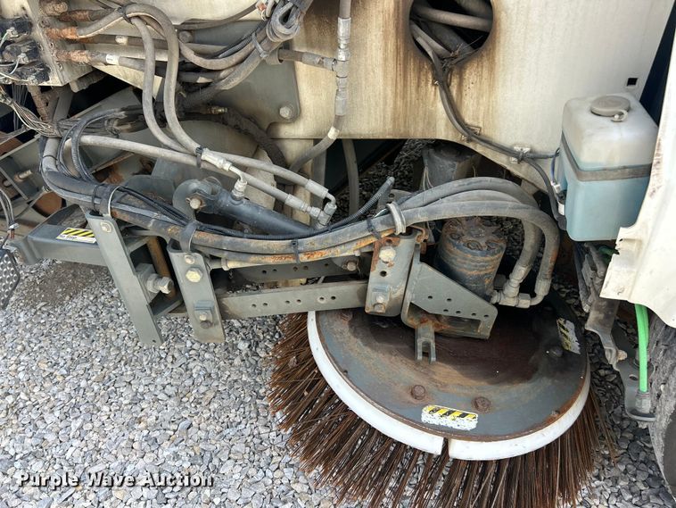 image for item FC5351 2011 Elgin Pelican NP street sweeper