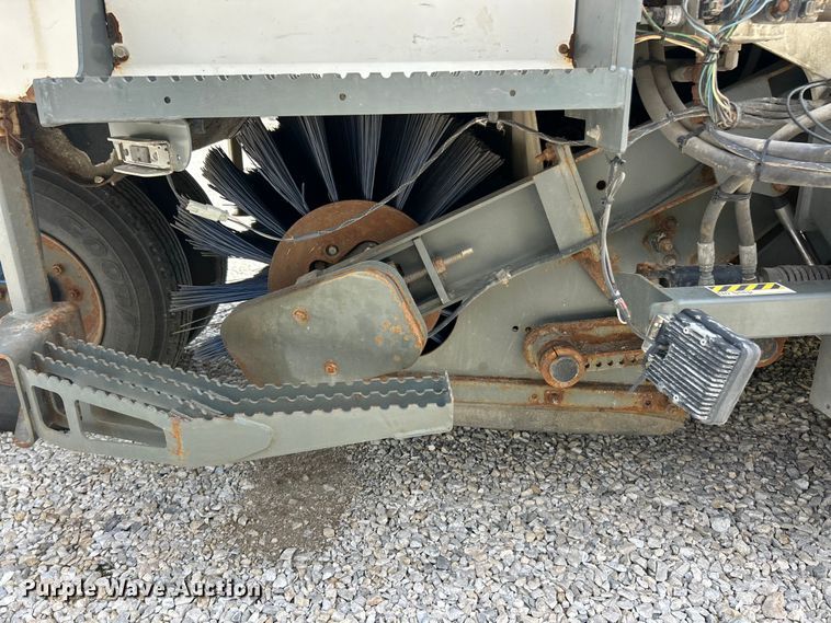 image for item FC5351 2011 Elgin Pelican NP street sweeper