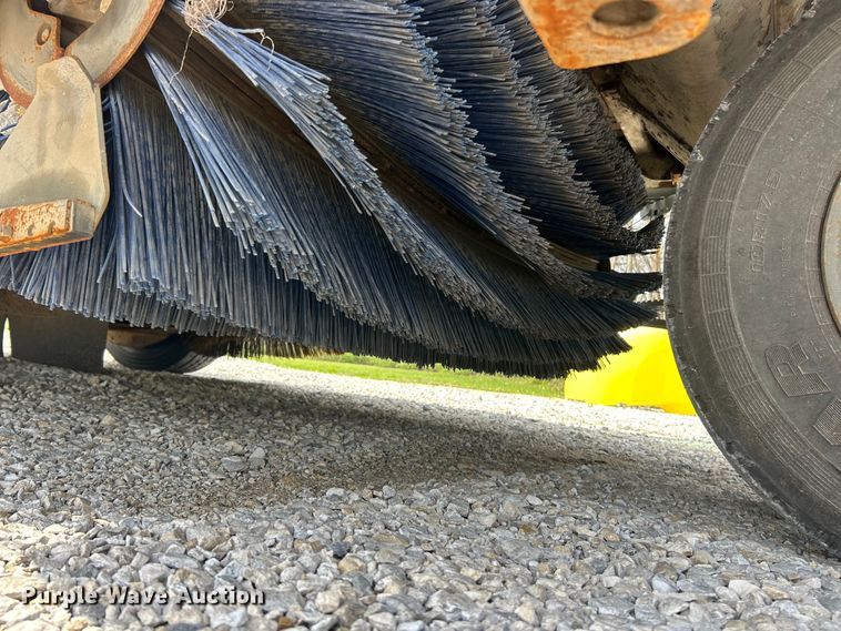 image for item FC5351 2011 Elgin Pelican NP street sweeper