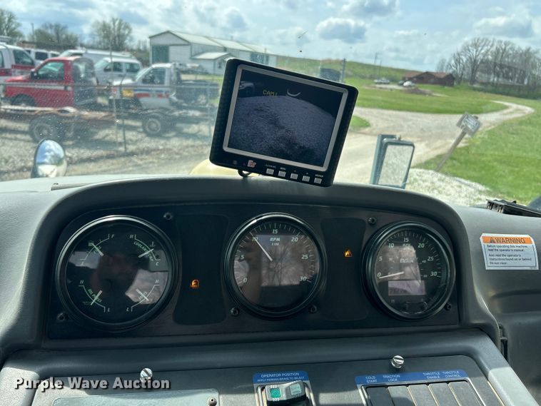 image for item FC5351 2011 Elgin Pelican NP street sweeper